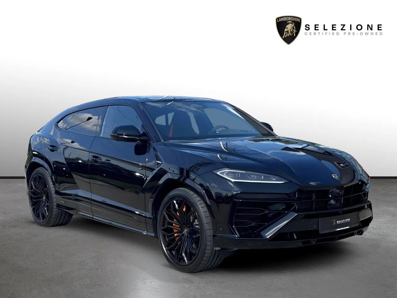2026 Lamborghini Urus, 200 km, Poľsko — foto 1