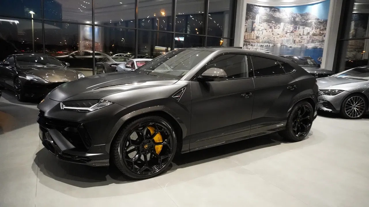 2024 Lamborghini Urus, 13 000 km, Poľsko — foto 1