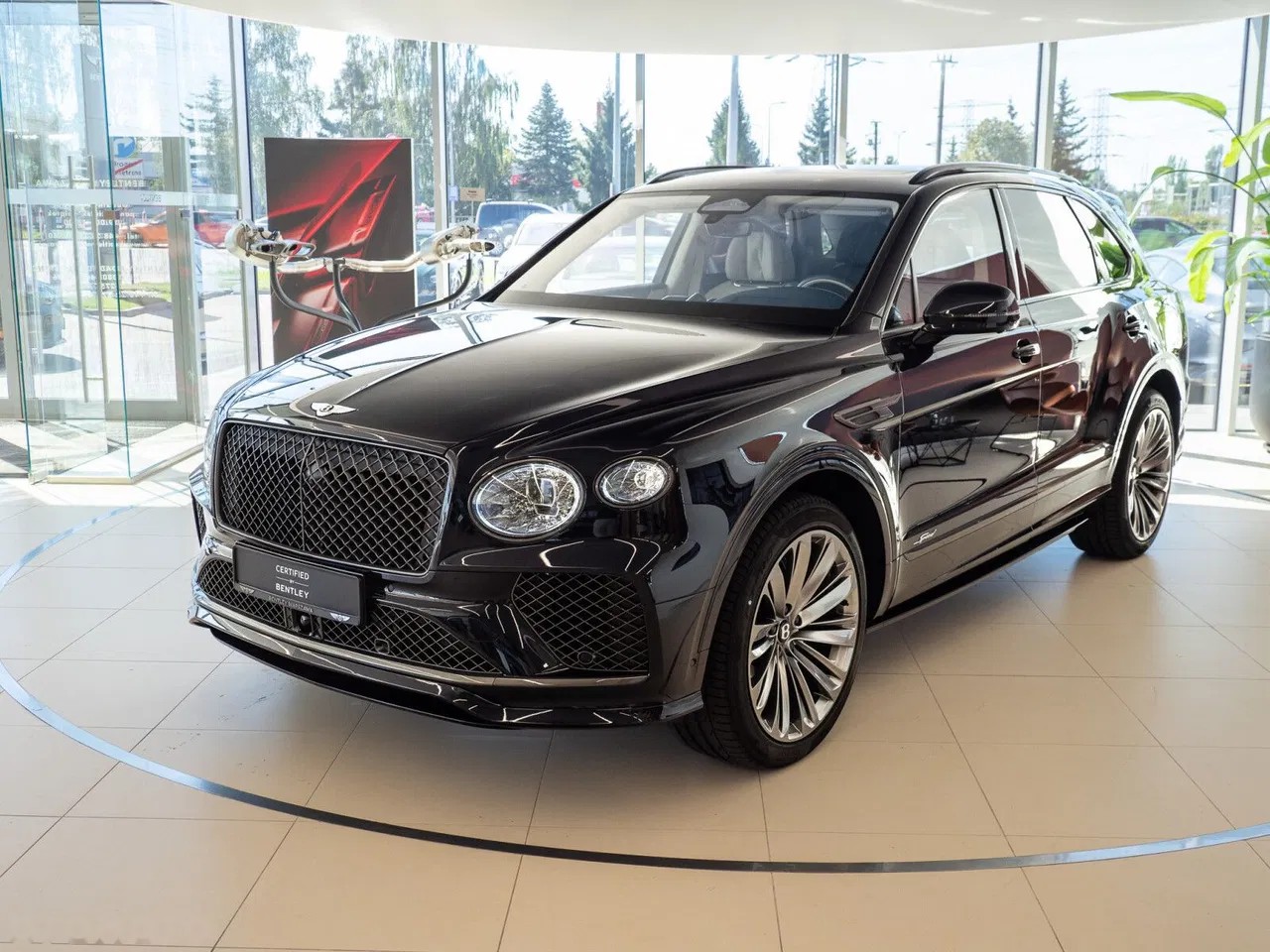 2026 Bentley Bentayga, 4 460 km, Poľsko — foto 1