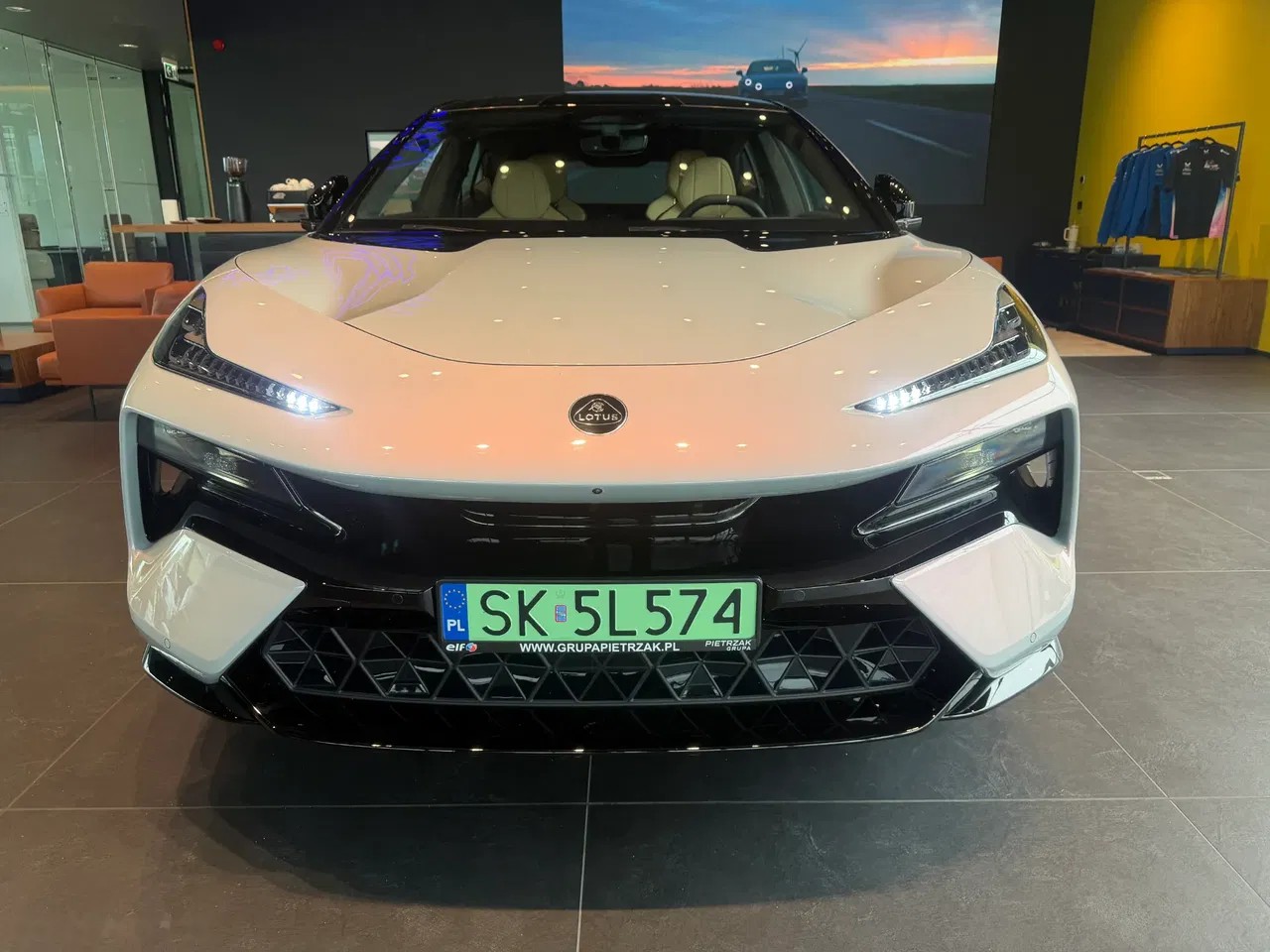 2026 Lotus Eletre, 200 km, Poľsko — foto 2 z 15