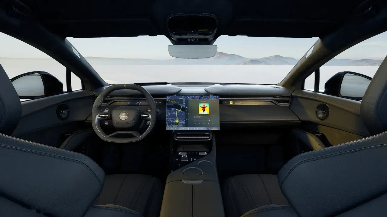 2026 Lotus Eletre, 5 km, Poľsko — foto 11 z 15