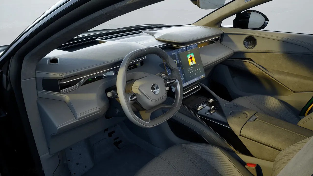 2026 Lotus Eletre, 5 km, Poľsko — foto 12 z 13