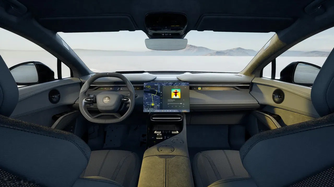 2026 Lotus Eletre, 5 km, Poľsko — foto 9 z 13