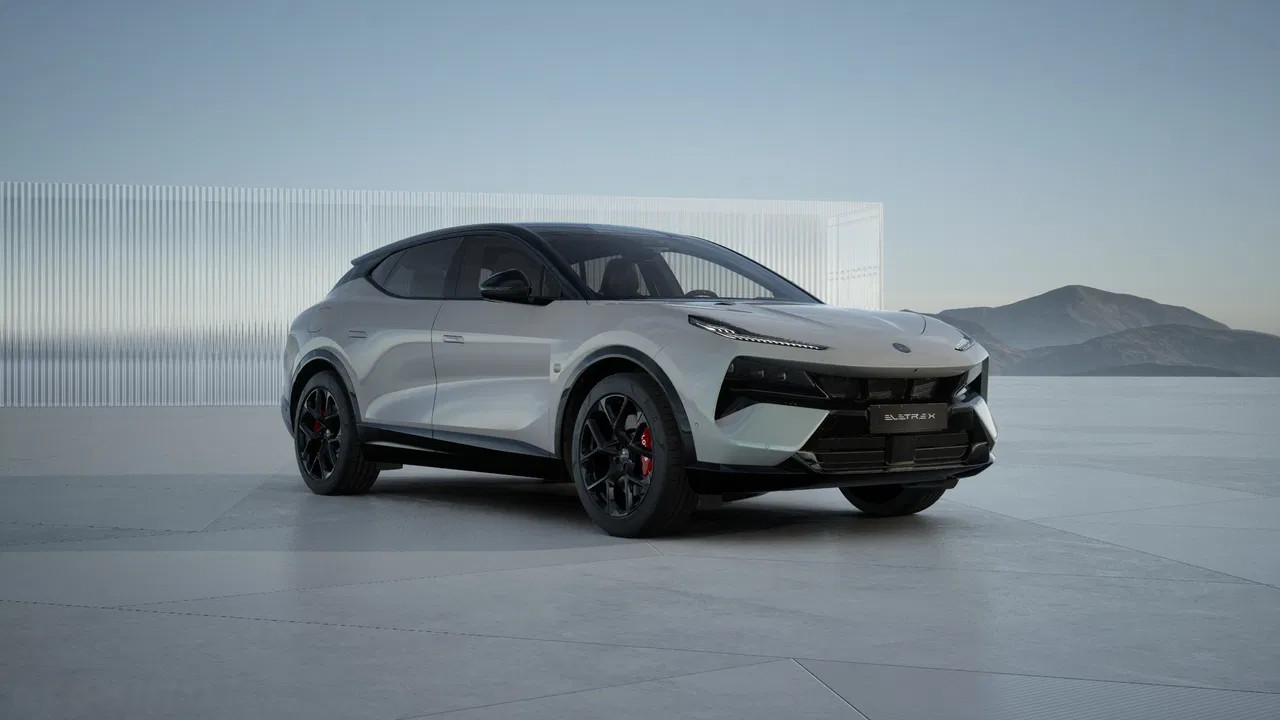 2026 Lotus Eletre, 5 km, Poľsko — foto 1