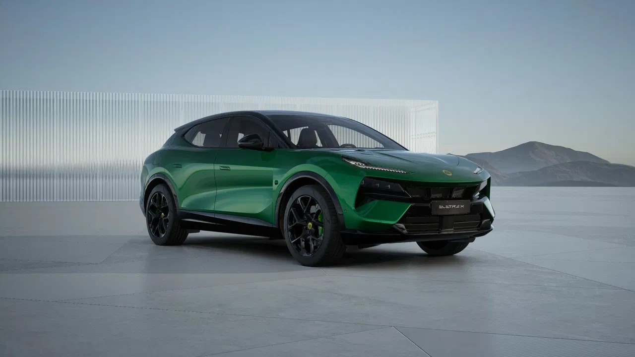 2026 Lotus Eletre, 5 km, Poľsko — foto 1