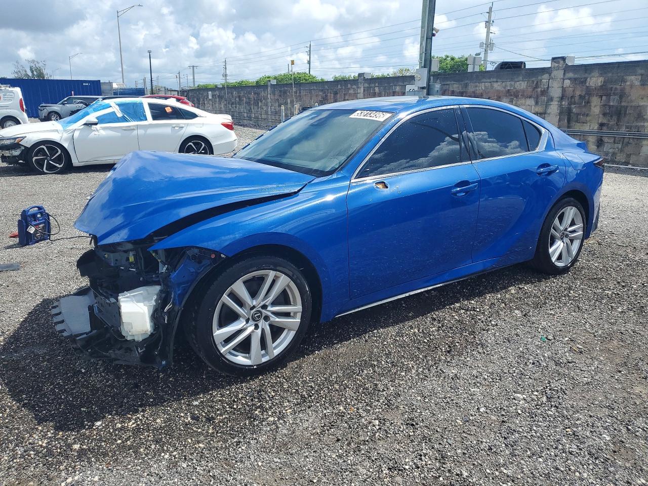 2024 Lexus IS 300 BASE, modrá, 46 269 km, dovoz USA — foto 1