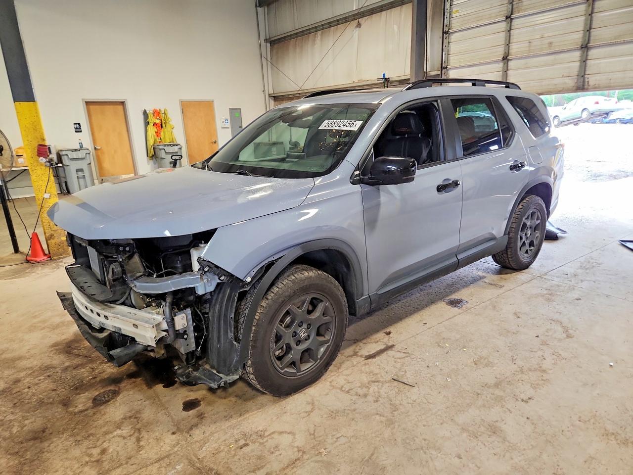 2024 Honda PILOT TRAILSPORT, modrá, 104 461 km, dovoz USA — foto 1