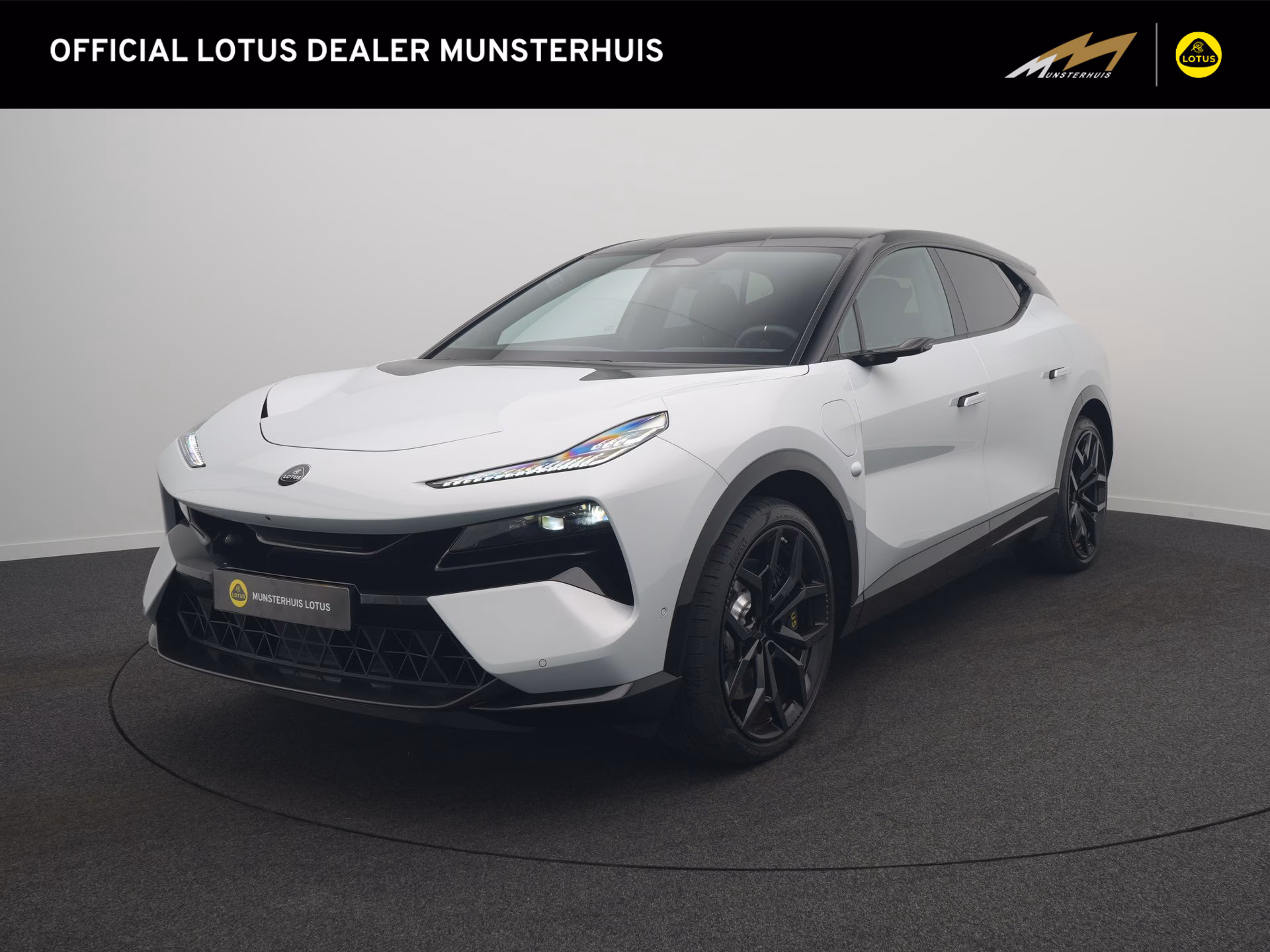 2025 Lotus Eletre, 8 200 km, Holandsko — foto 1