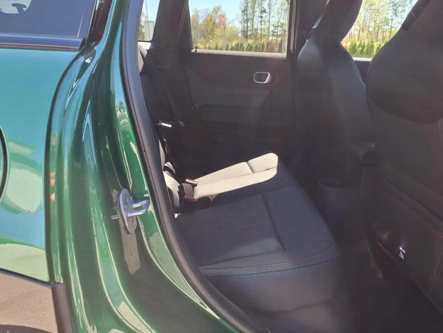 2026 MINI Cooper, 7 000 km, Rakúsko — foto 6 z 8