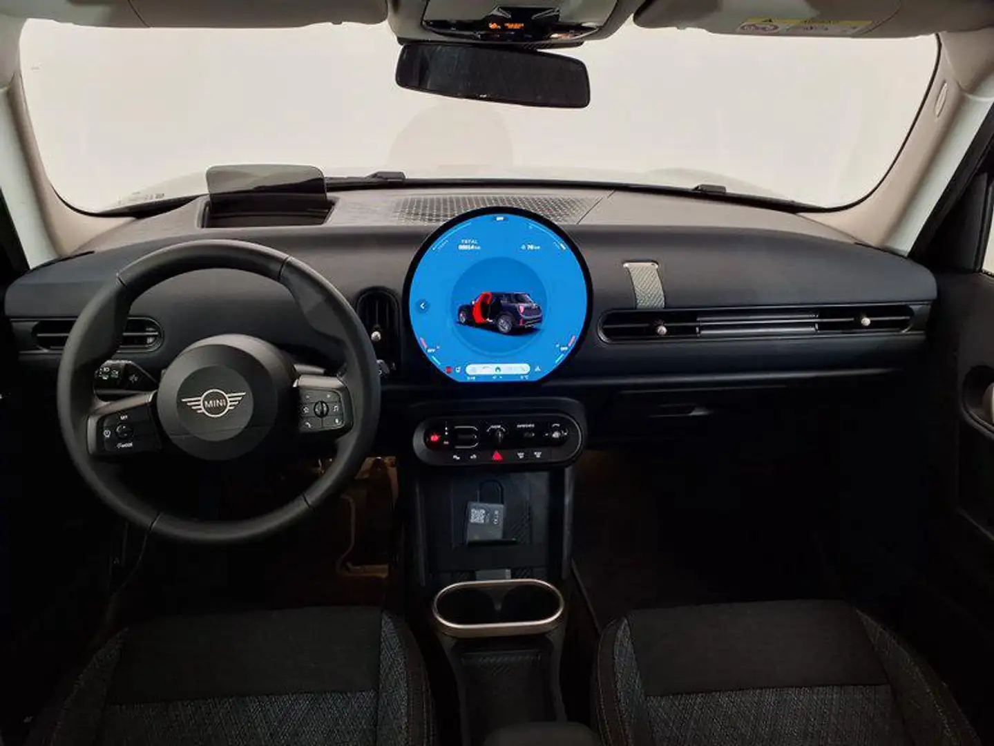 2026 MINI Cooper, 8 000 km, Rakúsko — foto 11 z 12