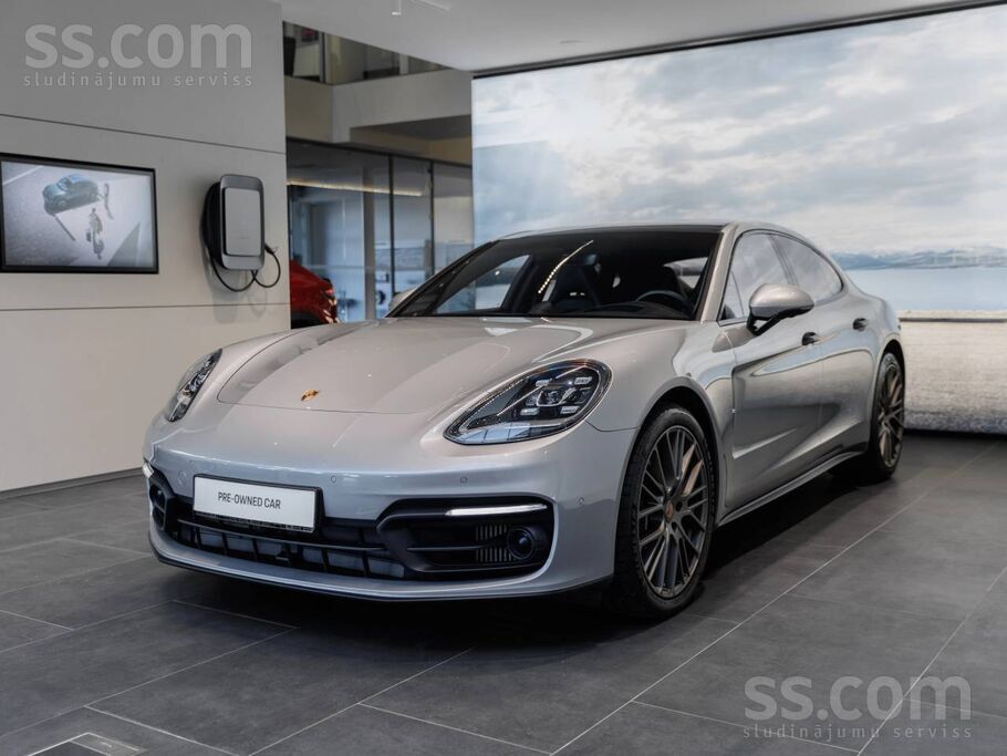 2023 Porsche Panamera, 55 000 km, Lotyšsko — foto 1