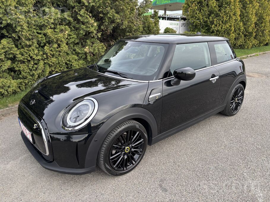 2023 MINI Cooper S, 34 000 km, Lotyšsko — foto 1