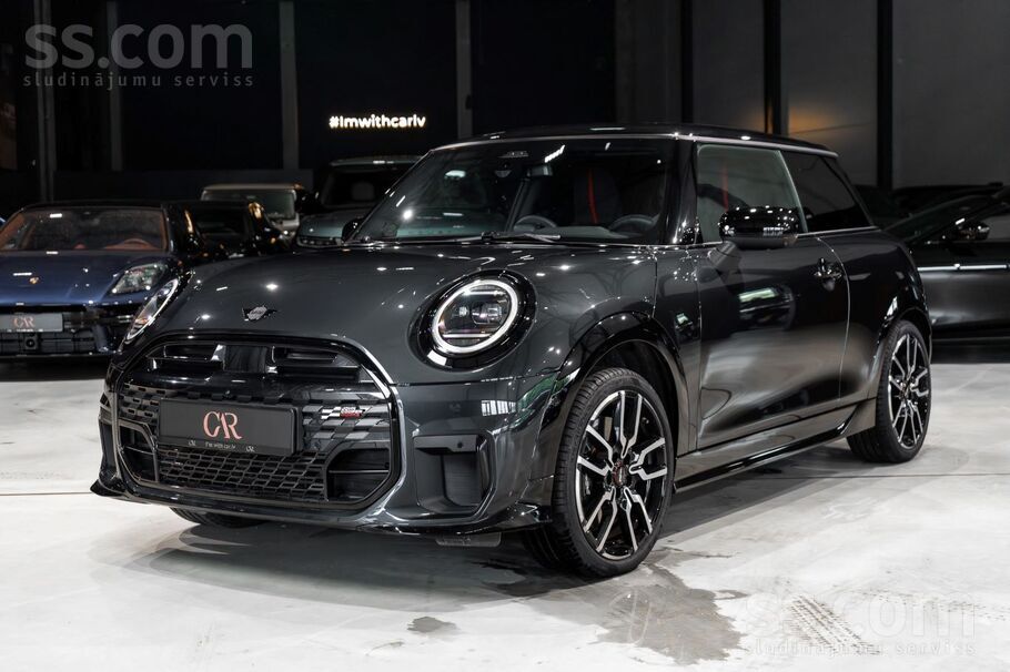 2024 MINI Cooper S, 4 000 km, Lotyšsko — foto 1