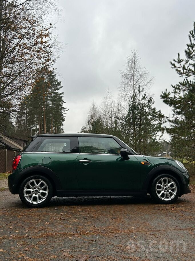 2015 MINI Cooper, 239 000 km, Lotyšsko — foto 6 z 10