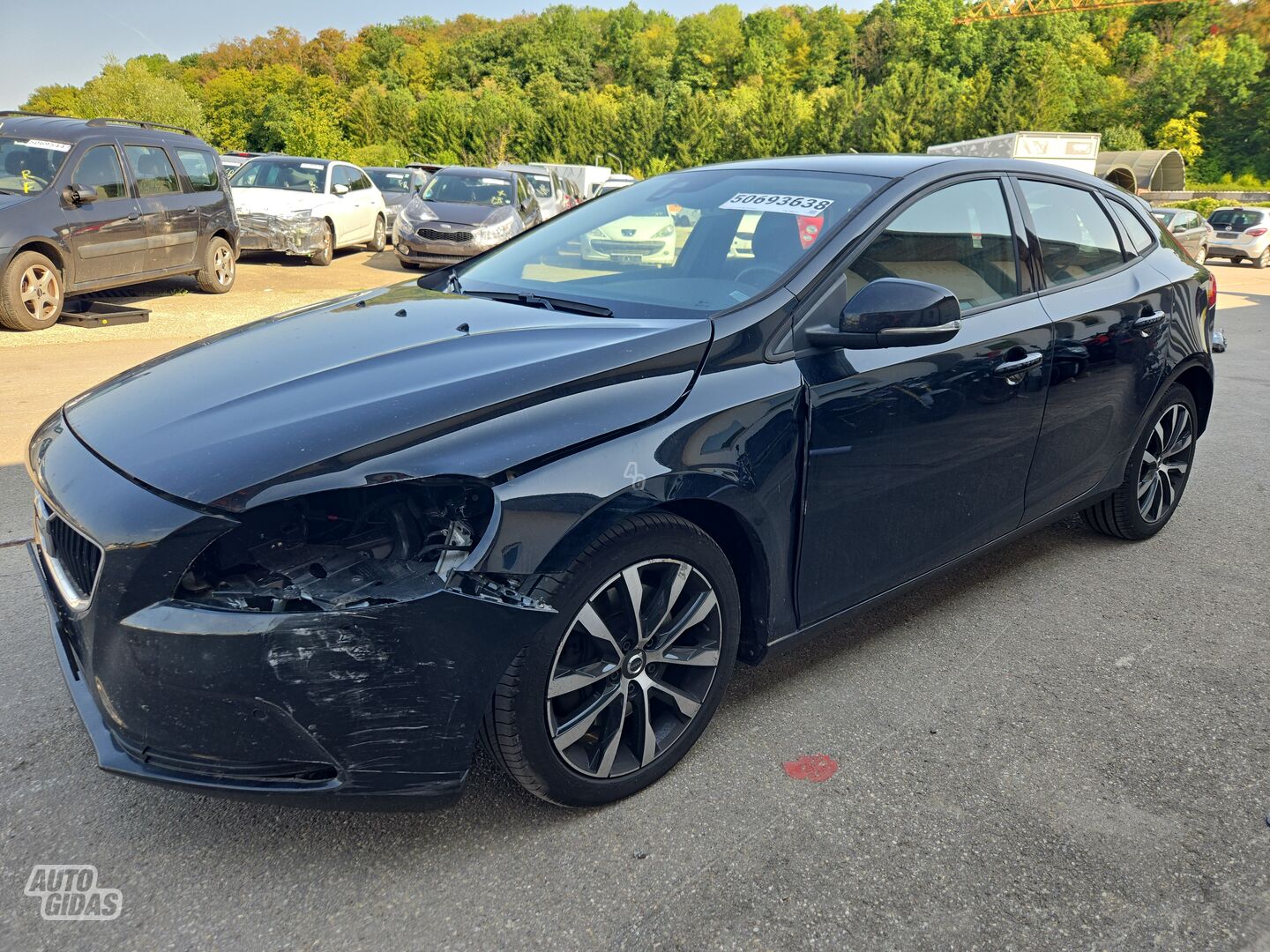 2019 Volvo V40, Litva — foto 1