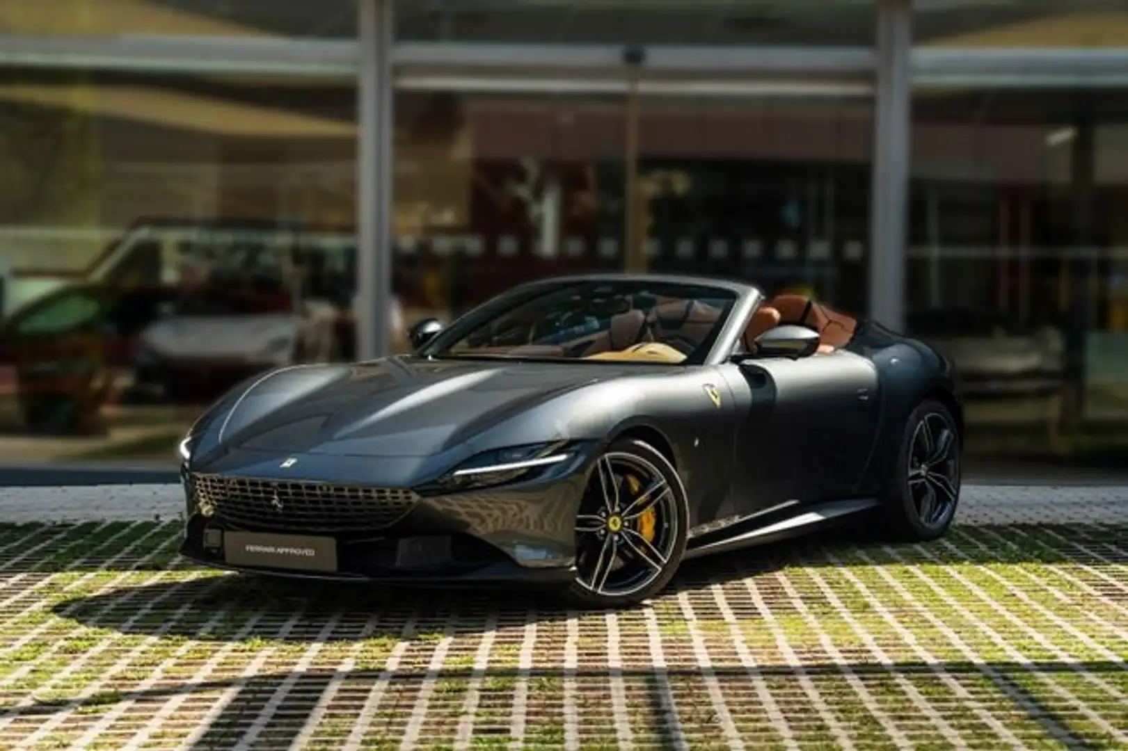 2026 Ferrari Roma, 753 km, Španielsko — foto 1