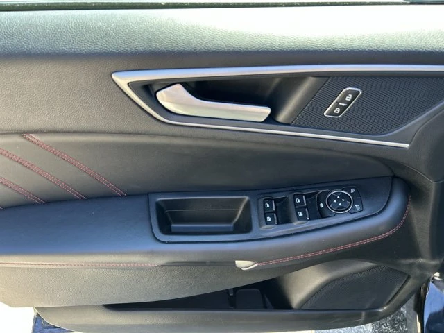 2024 Ford Edge ST Line, čierna, 73 002 km, dovoz Kanada — foto 12 z 20