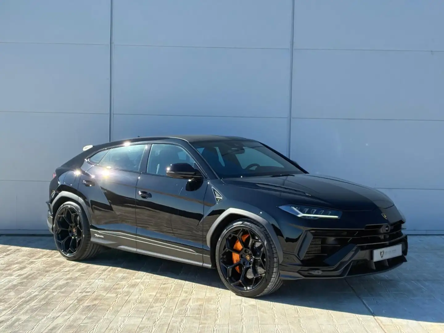 2025 Lamborghini Urus, 3 500 km, Španielsko — foto 1