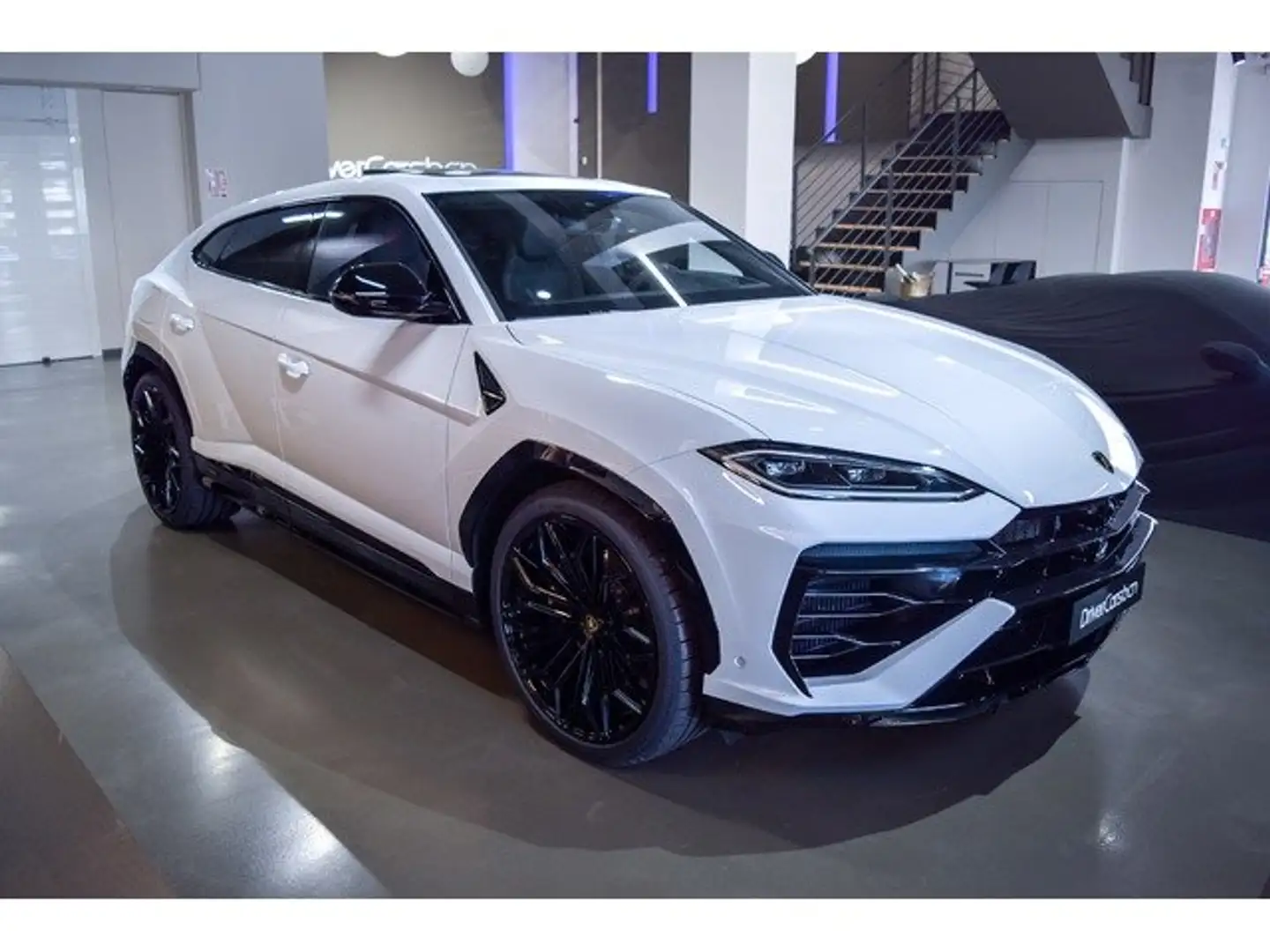 2026 Lamborghini Urus, 10 km, Španielsko — foto 1