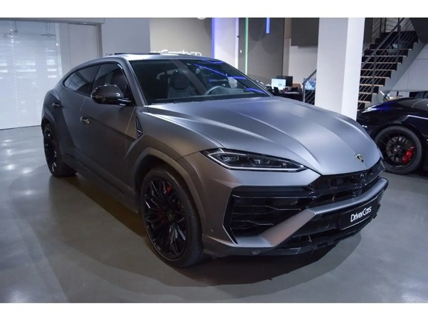2026 Lamborghini Urus, 4 900 km, Španielsko — foto 1