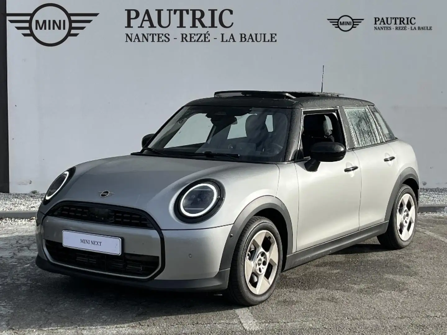 2026 MINI Cooper, 1 595 km, Francúzsko — foto 1