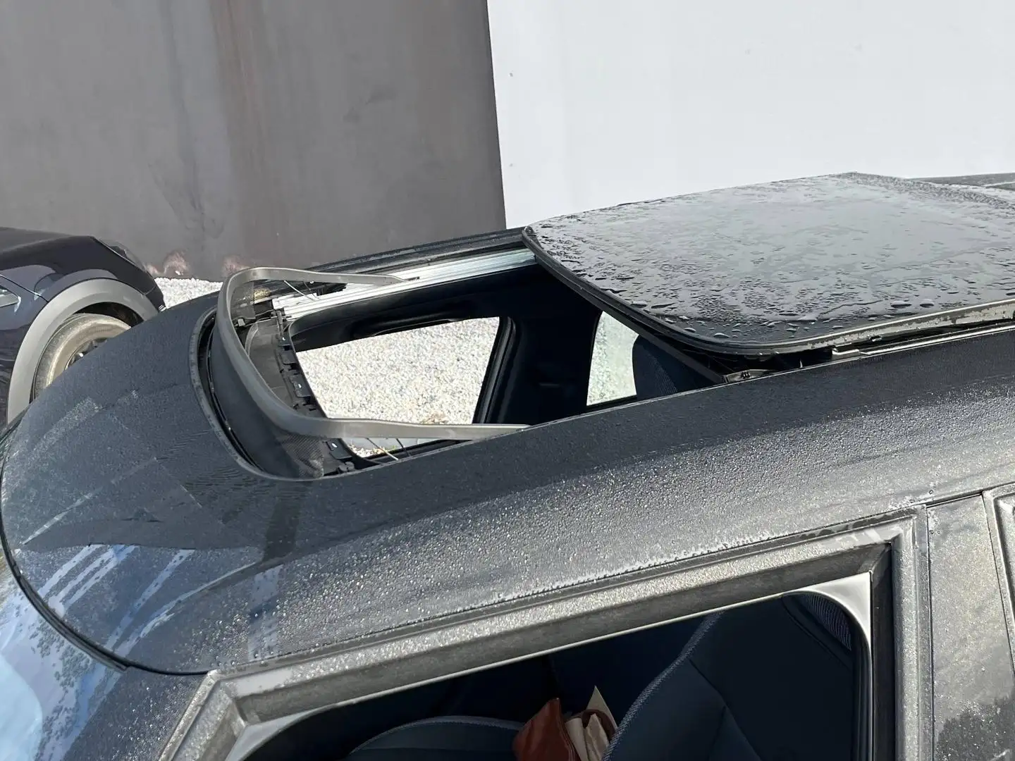 2026 MINI Cooper, 1 595 km, Francúzsko — foto 16 z 18