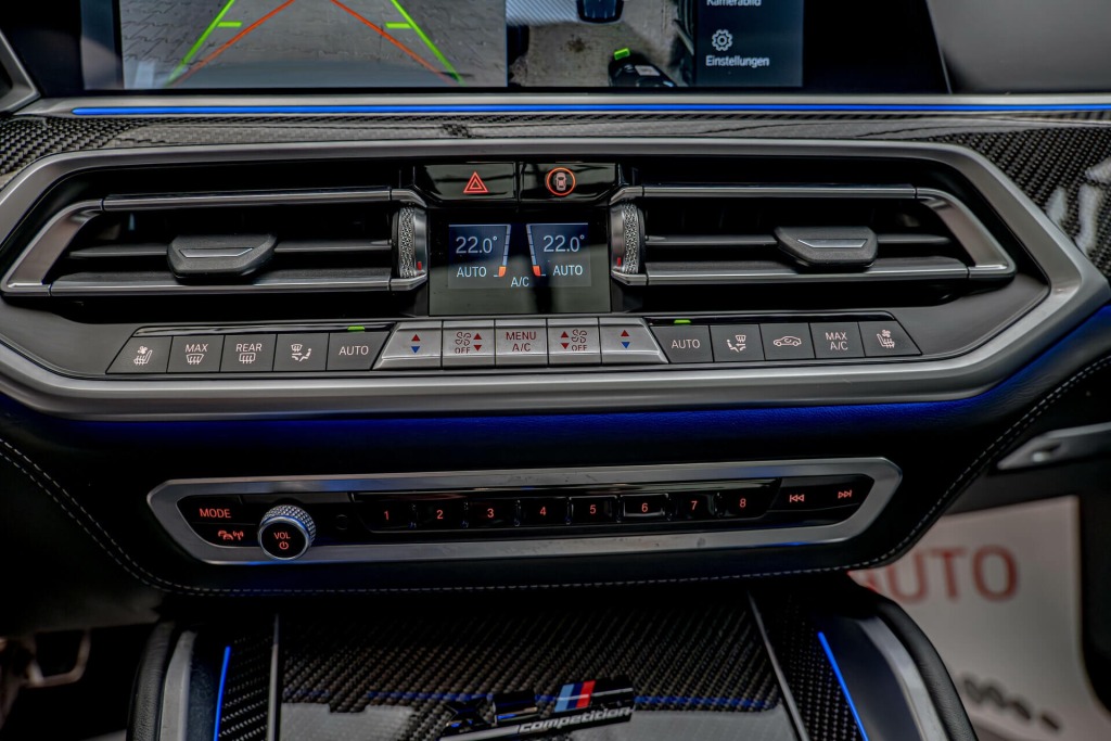 2021 BMW, 155 500 km, Bulharsko — foto 13 z 15