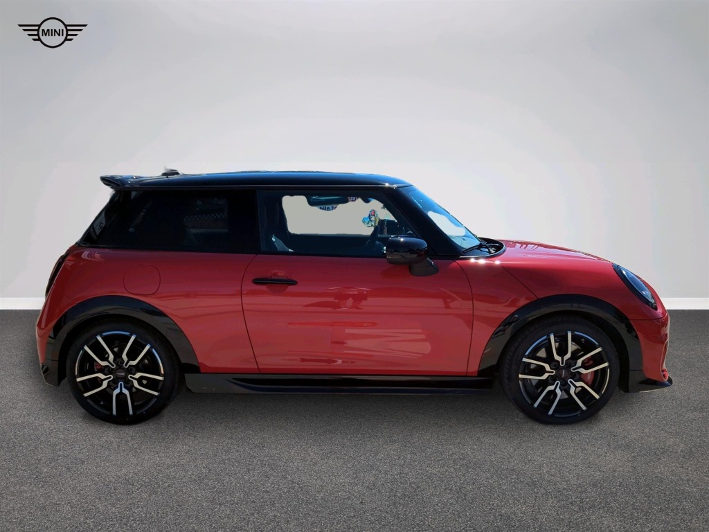 2025 MINI, 918 km, Bulharsko — foto 5 z 15