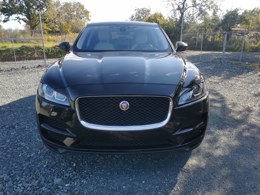2020 Jaguar, 260 000 km, Bulharsko — foto 1