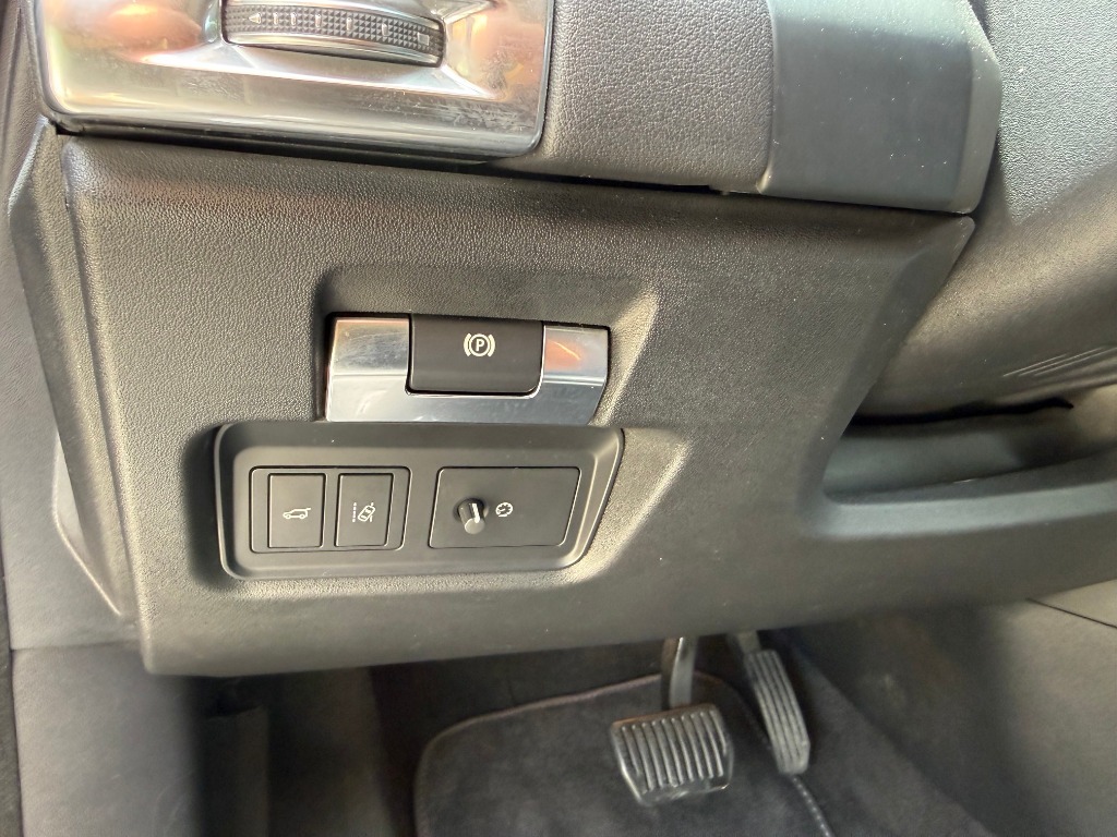 2019 Jaguar, 116 000 km, Bulharsko — foto 12 z 15