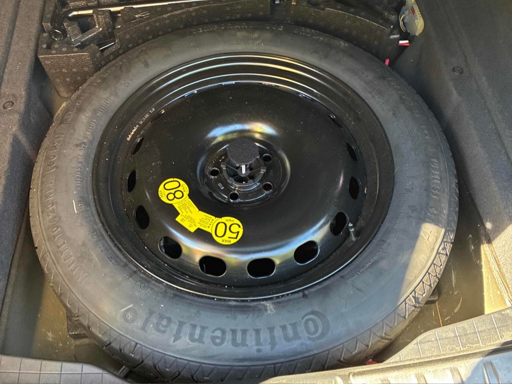 2019 Jaguar, 64 235 km, Bulharsko — foto 3 z 4
