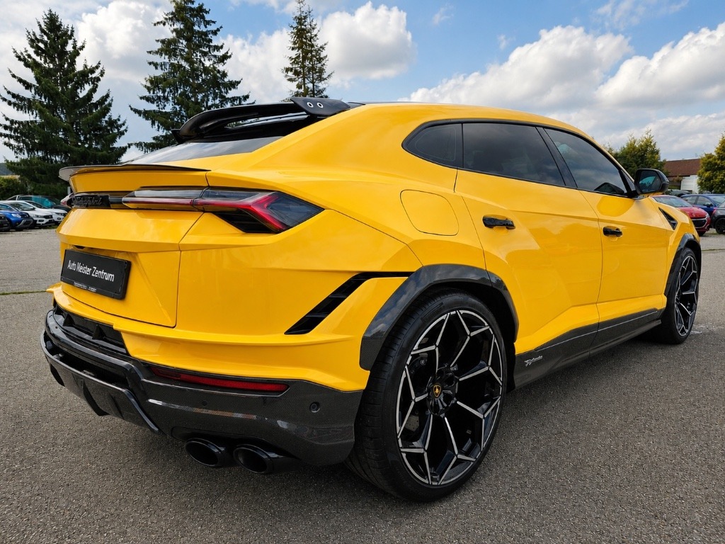 2023 Lamborghini, 28 225 km, Bulharsko — foto 4 z 15