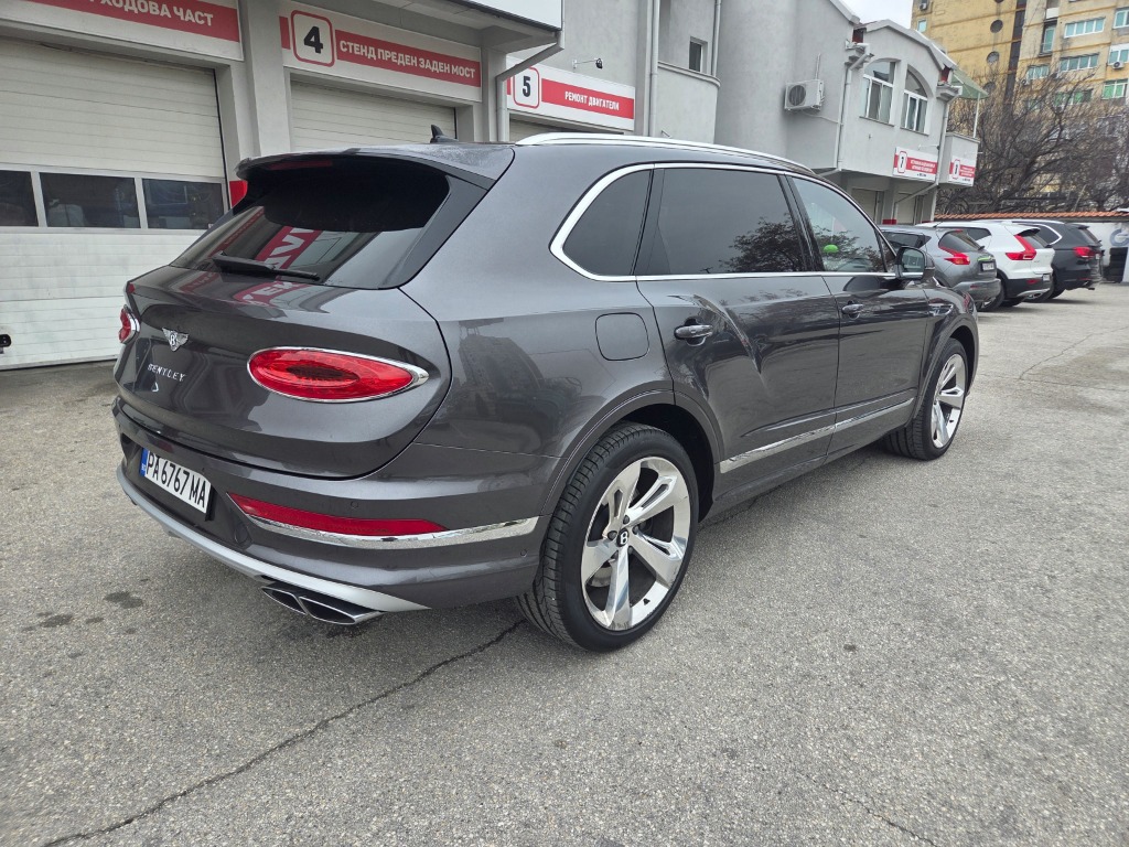2024 Bentley, 44 000 km, Bulharsko — foto 4 z 15