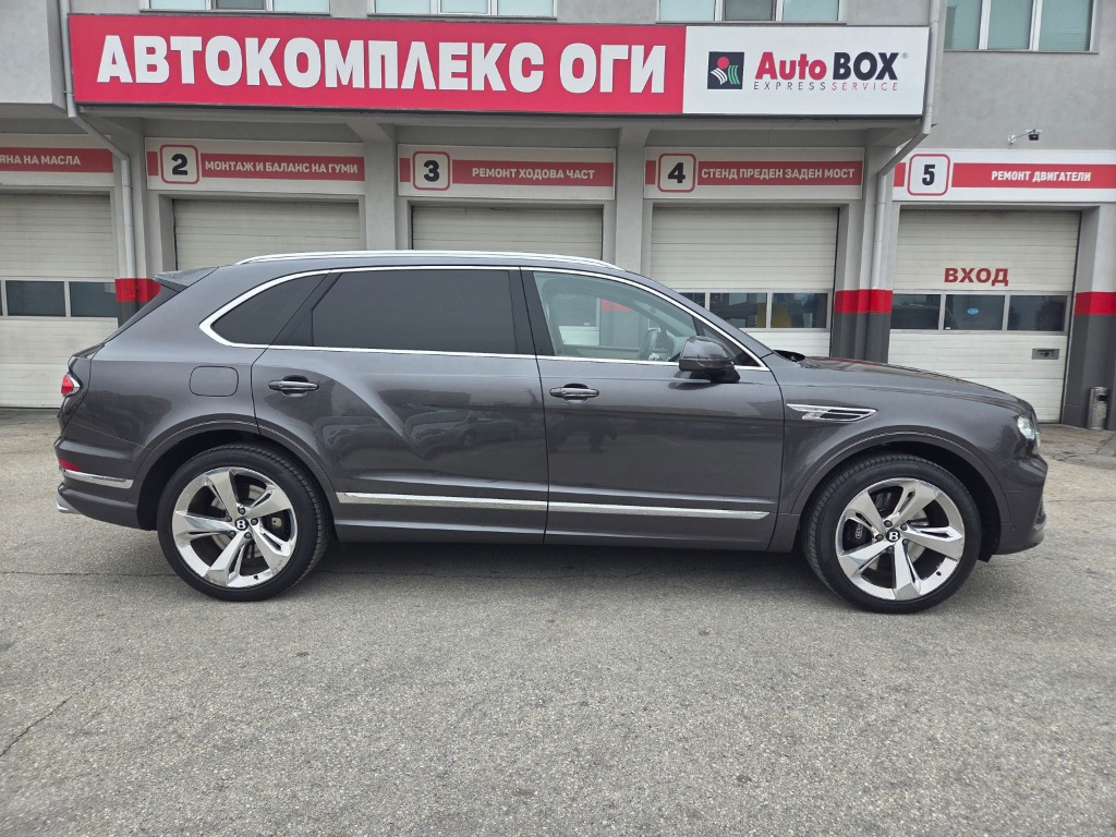 2024 Bentley, 44 000 km, Bulharsko — foto 5 z 15