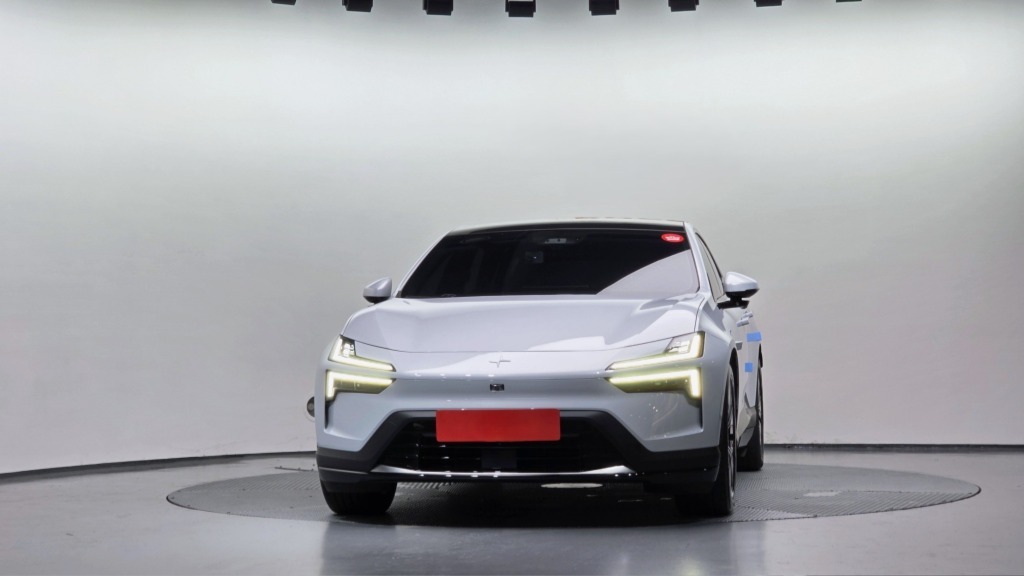 2025 Polestar, 25 060 km, Bulharsko — foto 3 z 15