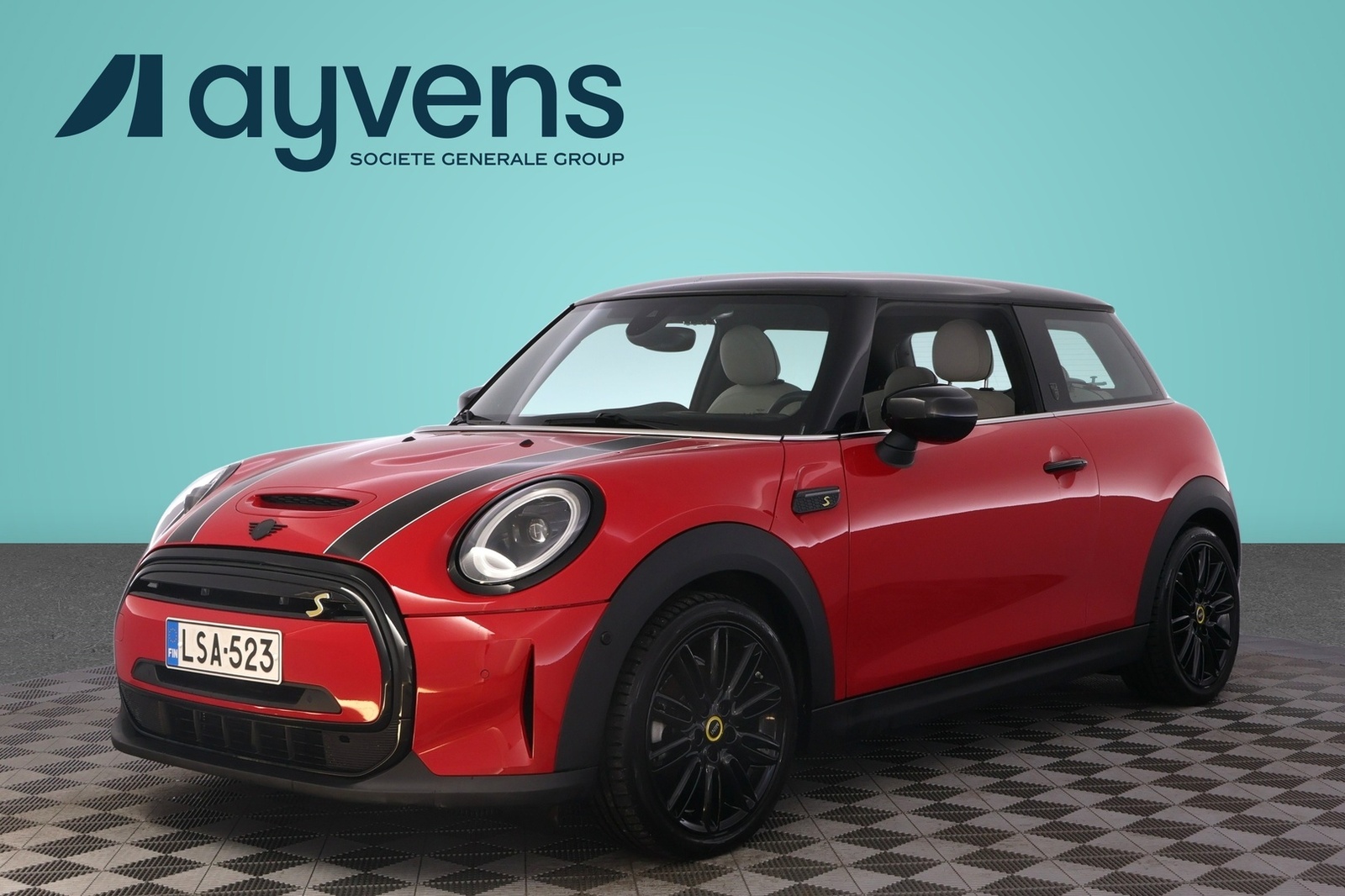 2023 MINI hatchback, 38 000 km, Fínsko — foto 1