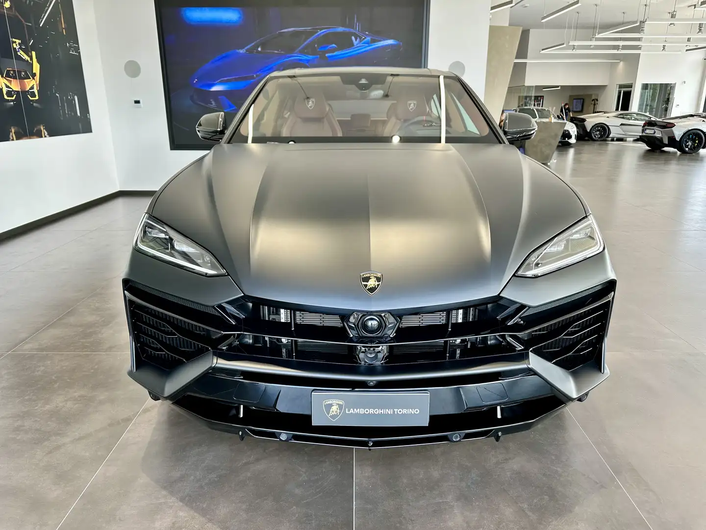 2026 Lamborghini Urus, 61 km, Taliansko — foto 2 z 12