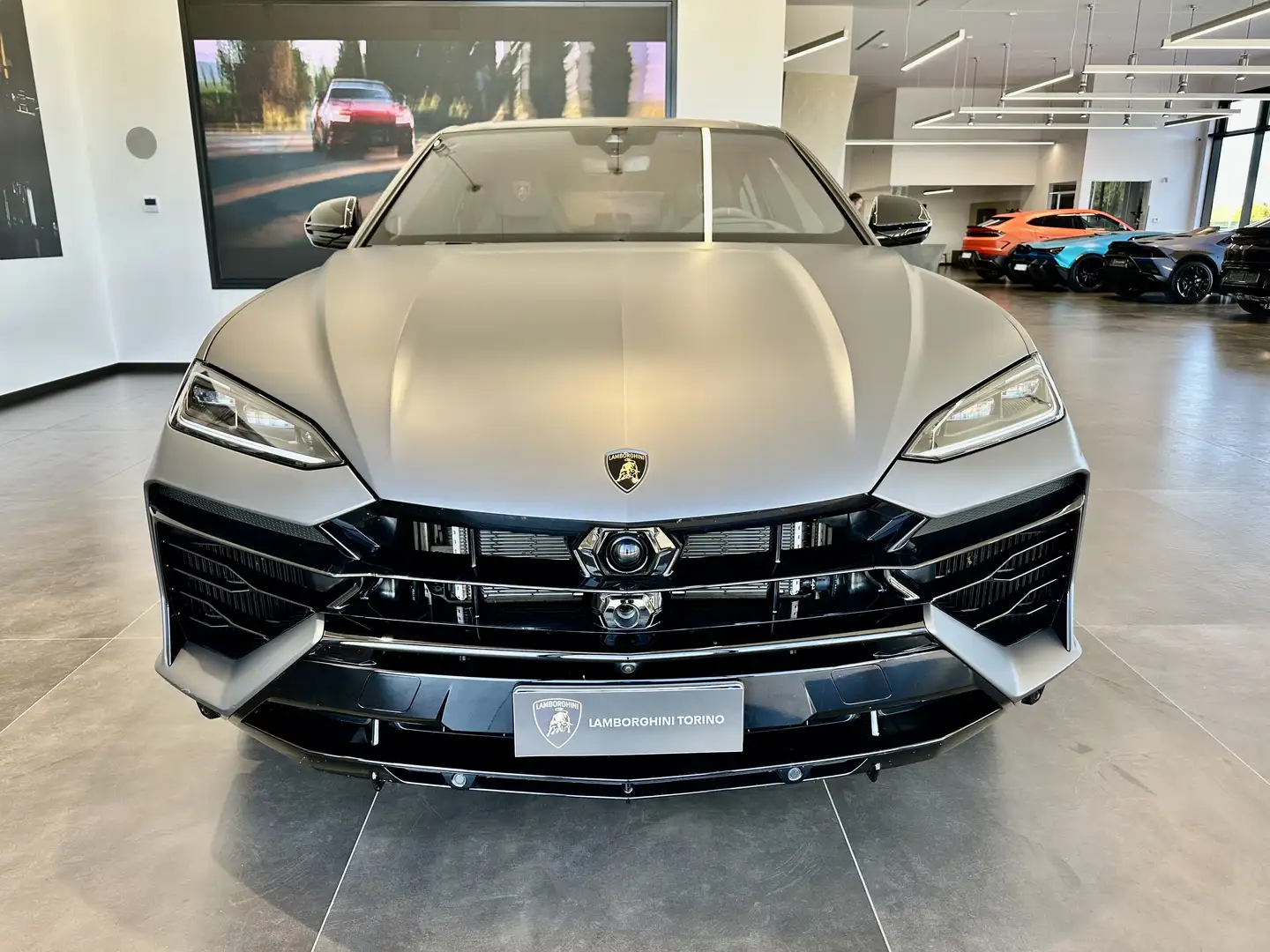 2026 Lamborghini Urus, 4 663 km, Taliansko — foto 2 z 15