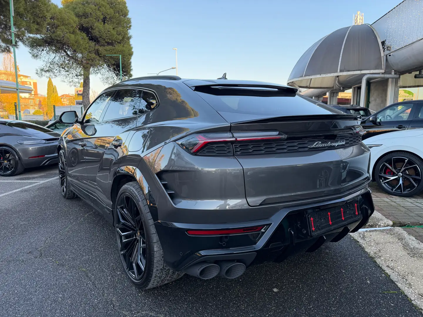 2025 Lamborghini Urus, 1 800 km, Taliansko — foto 2 z 30