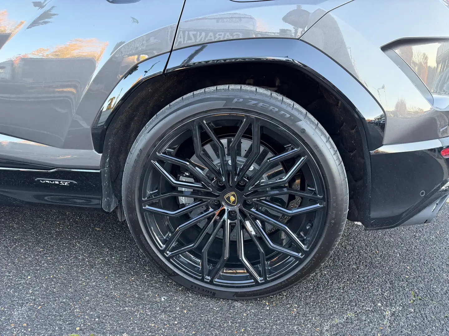 2025 Lamborghini Urus, 1 800 km, Taliansko — foto 9 z 30