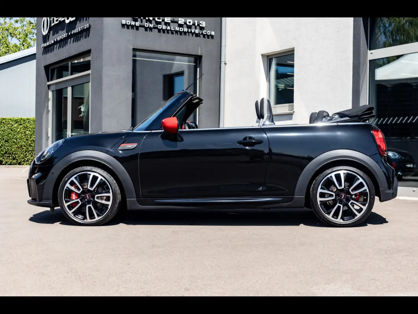 2022 MINI John Cooper Works Cabrio, 33 110 km, Luxembursko — foto 2 z 12