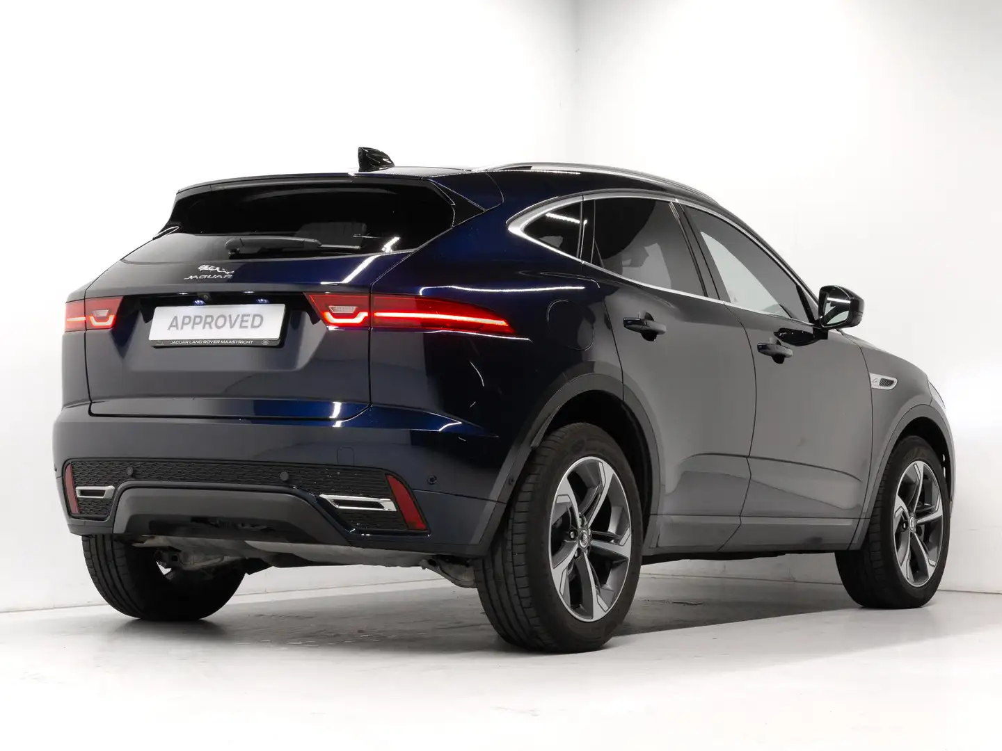 2025 Jaguar E-Pace, 19 800 km, Holandsko — foto 4 z 32