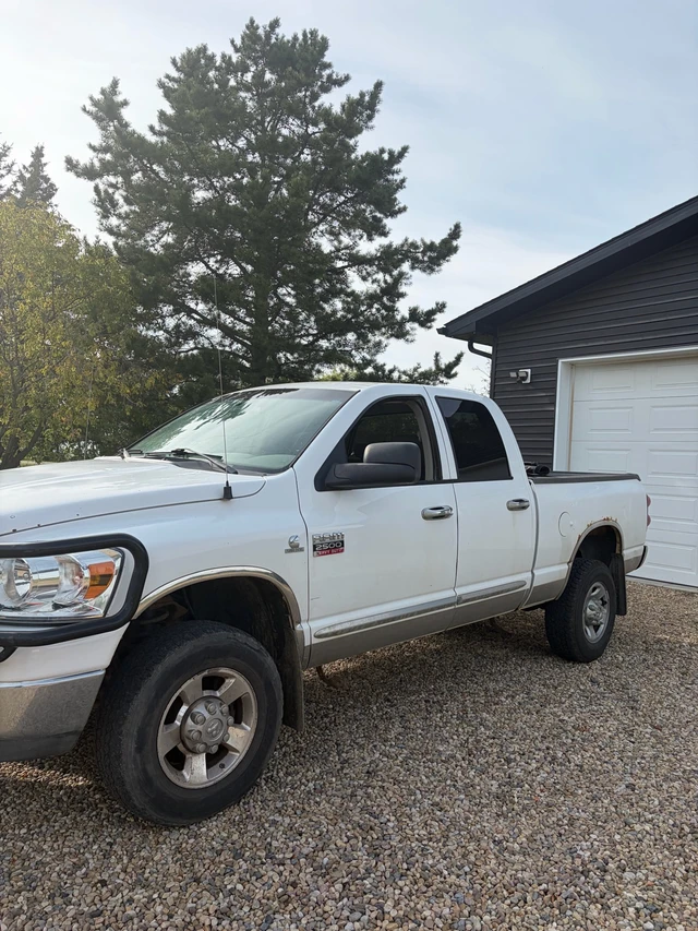 2009 Dodge Ram2500, 285 000 km, dovoz Kanada — foto 3 z 4