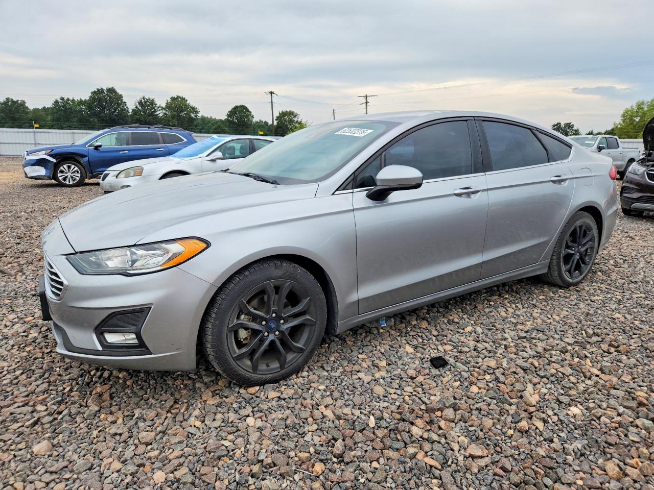 2020 Ford FUSION SE, strieborná, 176 535 km, dovoz USA — foto 1