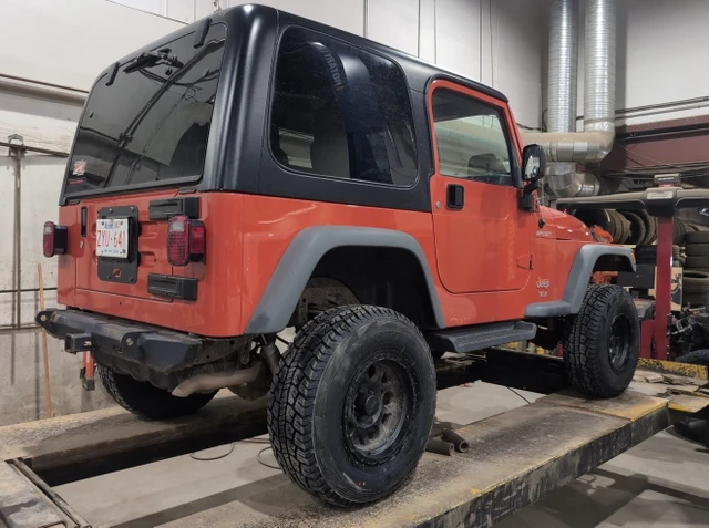 2005 Jeep Tj, 198 000 km, dovoz Kanada — foto 5 z 5