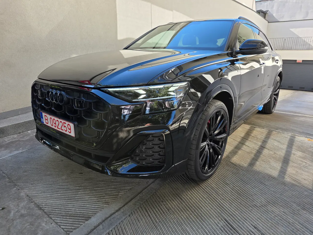 2026 Audi Q8, 11 km, Rumunsko — foto 1