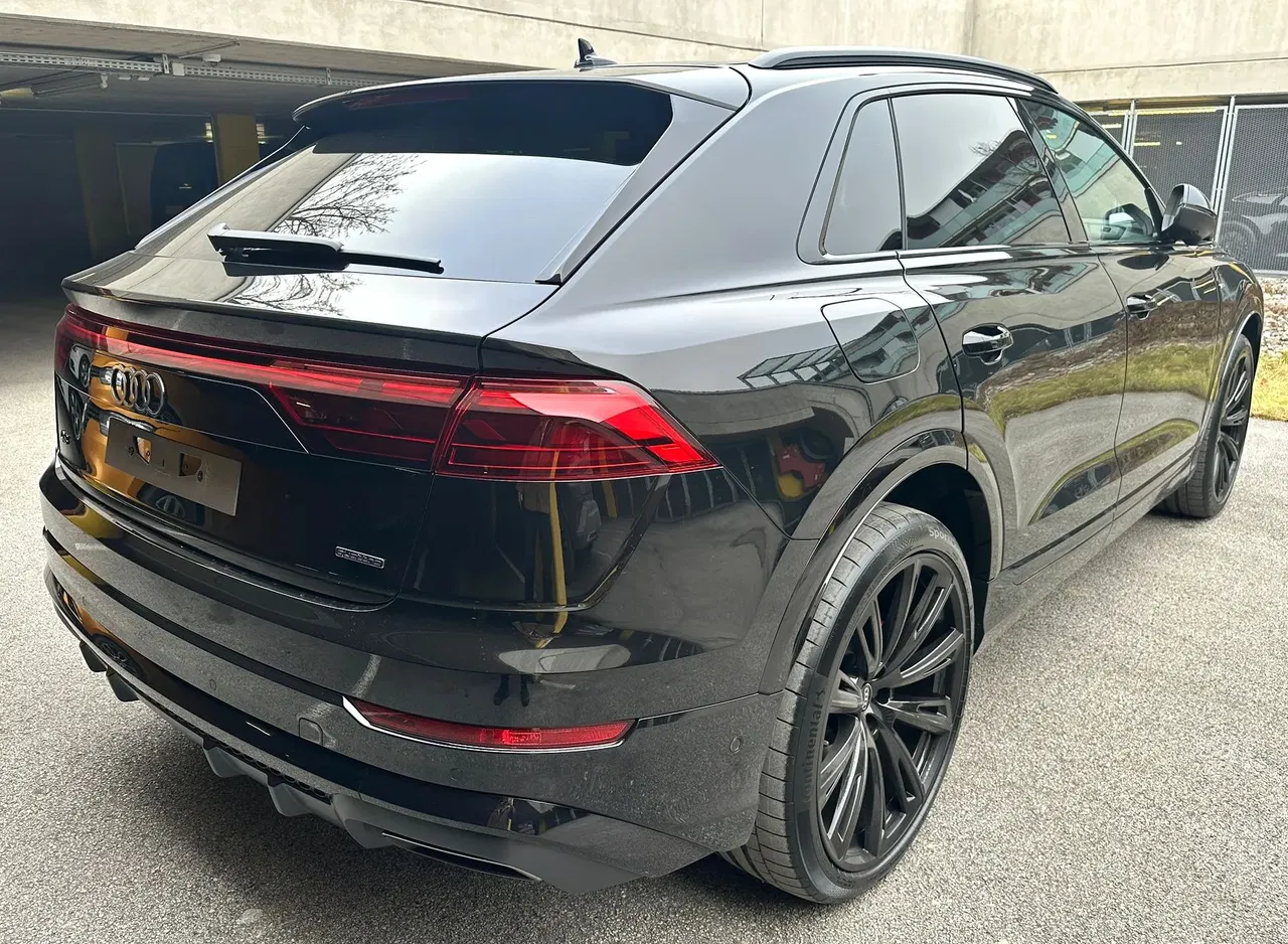 2026 Audi Q8, 13 km, Rumunsko — foto 1