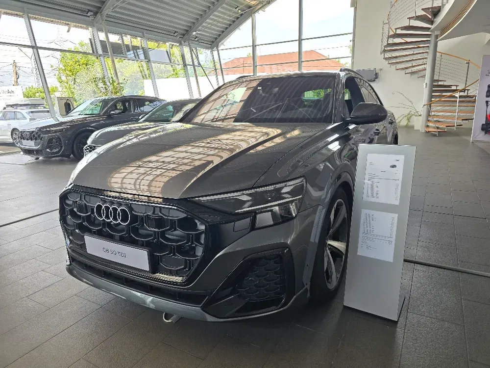 2026 Audi Q8, 20 km, Rumunsko — foto 1