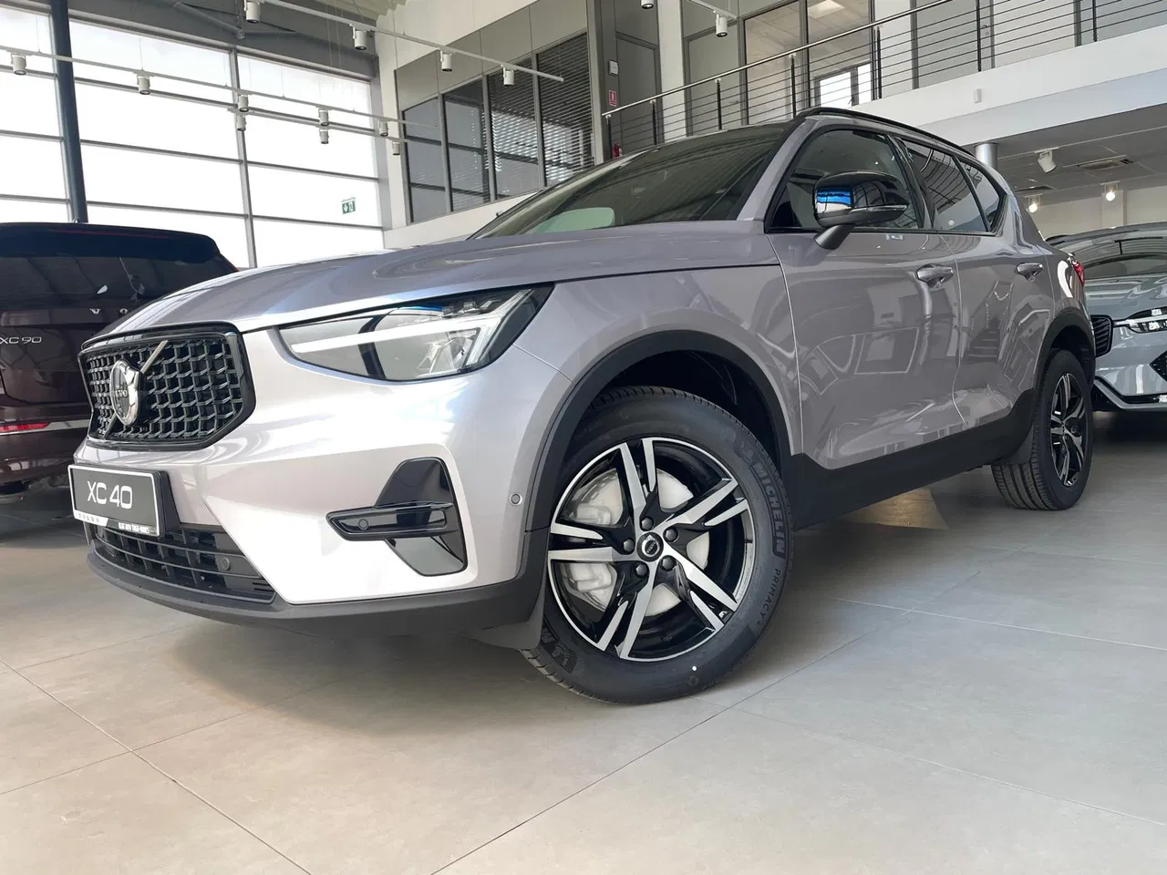 2026 Volvo XC 40, 9 km, Rumunsko — foto 1
