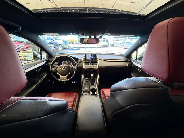 2017 Lexus Nx 200T Other, biela, 202 368 km, dovoz Kanada — foto 8 z 18